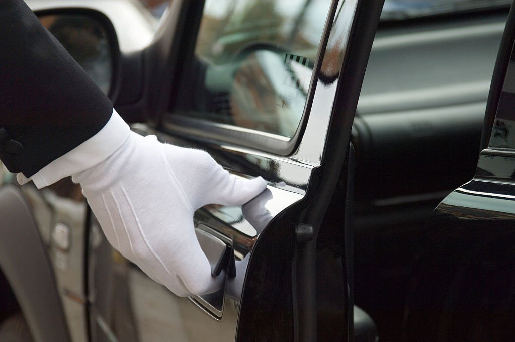 What to Consider when Choosing Limo Car Service.